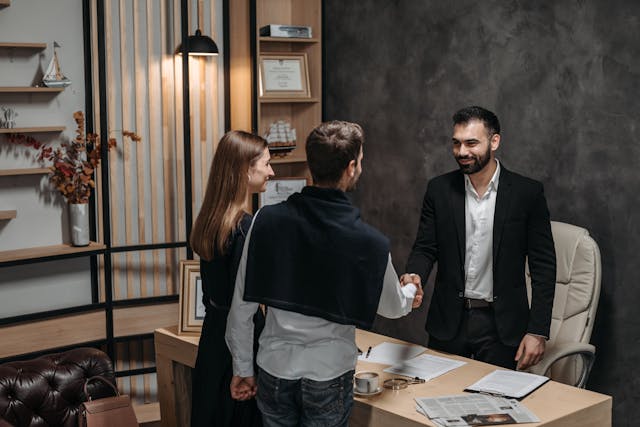4 Tips Memilih Jasa Legalitas Usaha Terpercaya untuk Bisnis Pemula