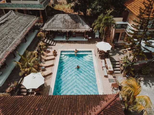 What Makes Villas in