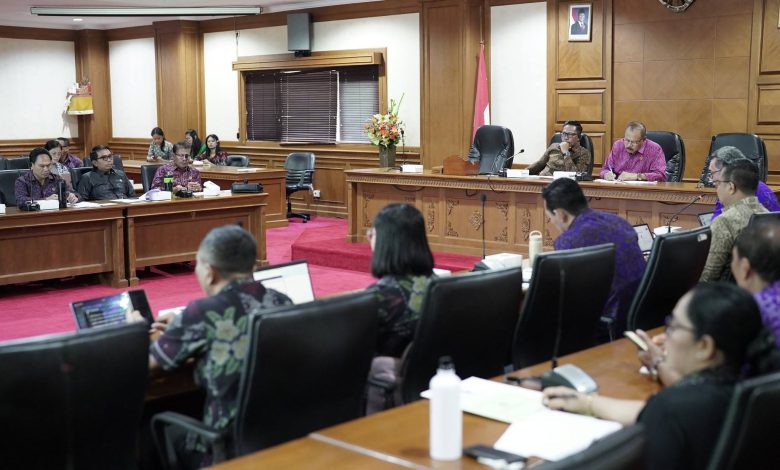Wow, That's Serious! The Badung Regional People's Representative Council (DPRD) and the Bali Special Committee are rushing to address Pecatu's spatial planning and permitting issues to prevent further chaos!